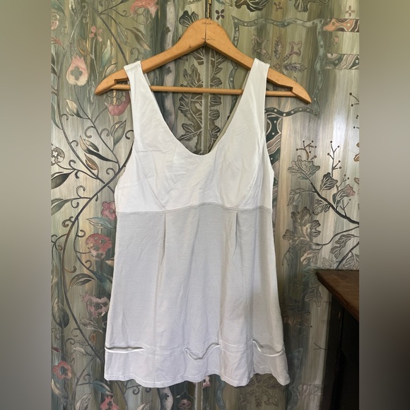 lululemon tank - Picture 1 of 3